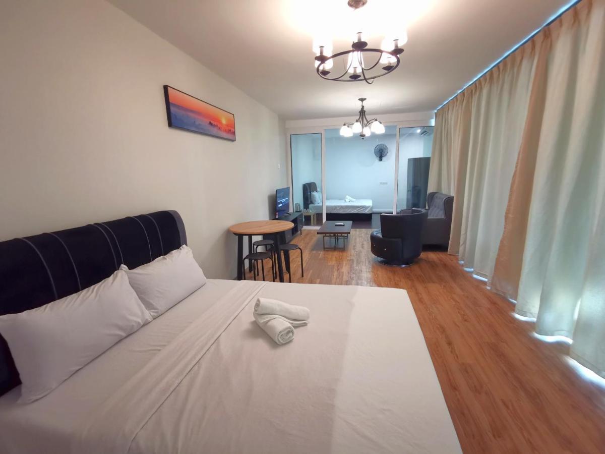 ₘaco ₕoₘe【Private Room】@Sentosa 【Southkey】【Mid Valley】 Johor Bahru Exteriör bild